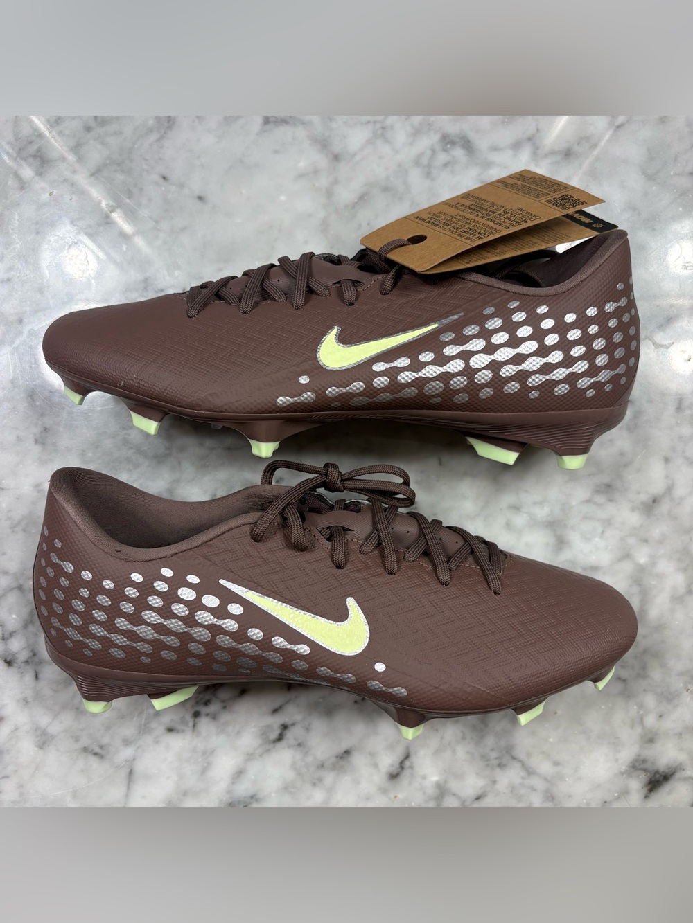 Nike Mercurial Vapor 16 Academy MG Kylian Mbappé 9.5 Mens / Women’s 11 Cleats